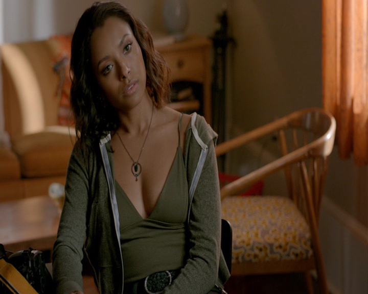 VampireDiaries-dot-nl_VampireDiaries-8x02TodayWillBeDifferent0935.jpg