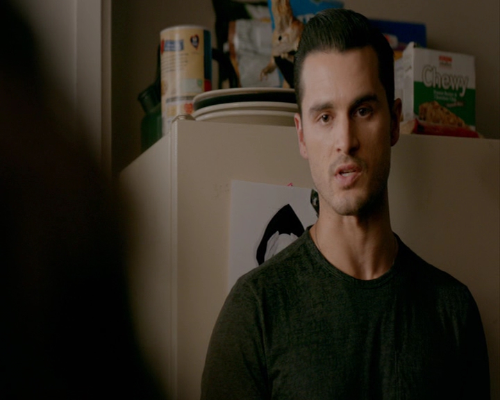 VampireDiaries-dot-nl_VampireDiaries-8x02TodayWillBeDifferent0944.jpg