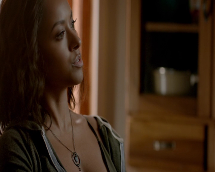 VampireDiaries-dot-nl_VampireDiaries-8x02TodayWillBeDifferent0949.jpg