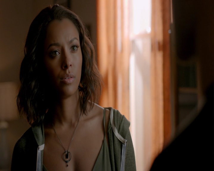 VampireDiaries-dot-nl_VampireDiaries-8x02TodayWillBeDifferent0988.jpg