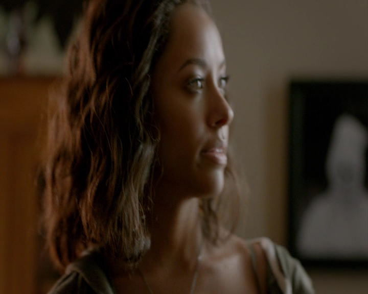 VampireDiaries-dot-nl_VampireDiaries-8x02TodayWillBeDifferent0995.jpg