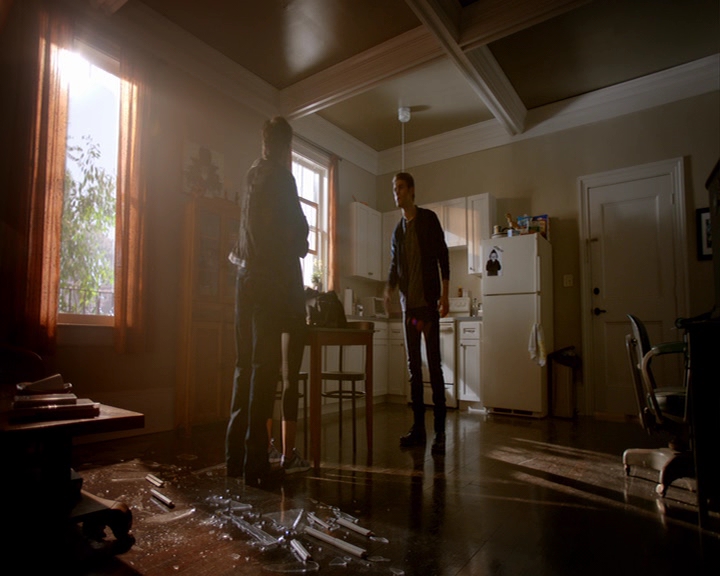 VampireDiaries-dot-nl_VampireDiaries-8x02TodayWillBeDifferent1449.jpg