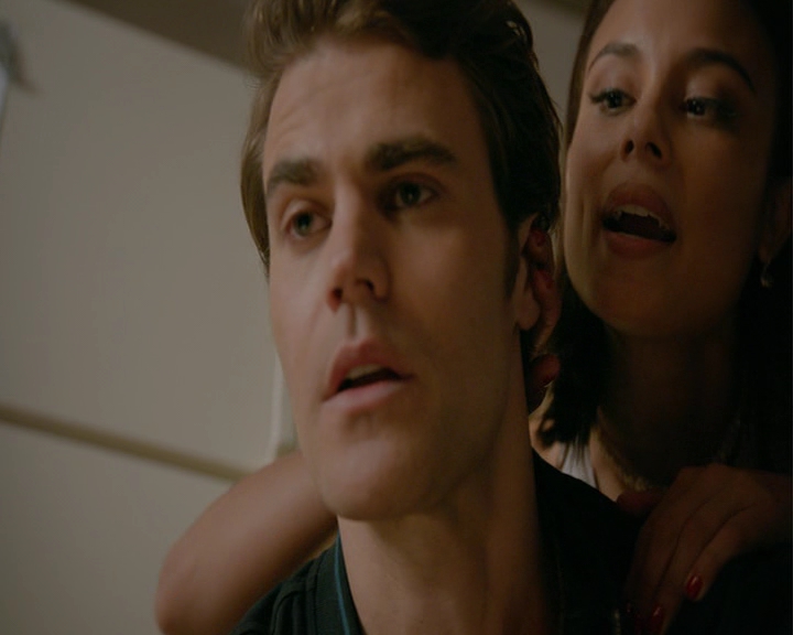 VampireDiaries-dot-nl_VampireDiaries-8x02TodayWillBeDifferent1504.jpg