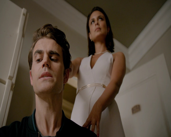 VampireDiaries-dot-nl_VampireDiaries-8x02TodayWillBeDifferent1546.jpg