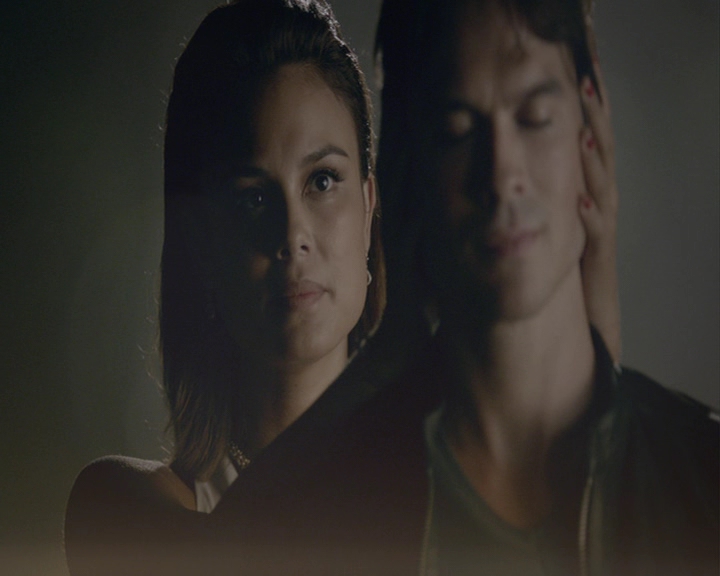 VampireDiaries-dot-nl_VampireDiaries-8x02TodayWillBeDifferent1628.jpg