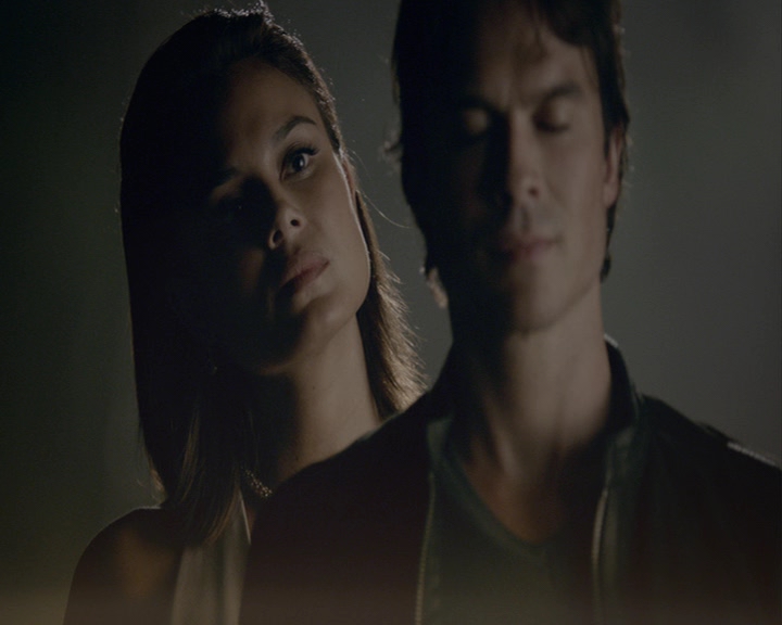 VampireDiaries-dot-nl_VampireDiaries-8x02TodayWillBeDifferent1630.jpg