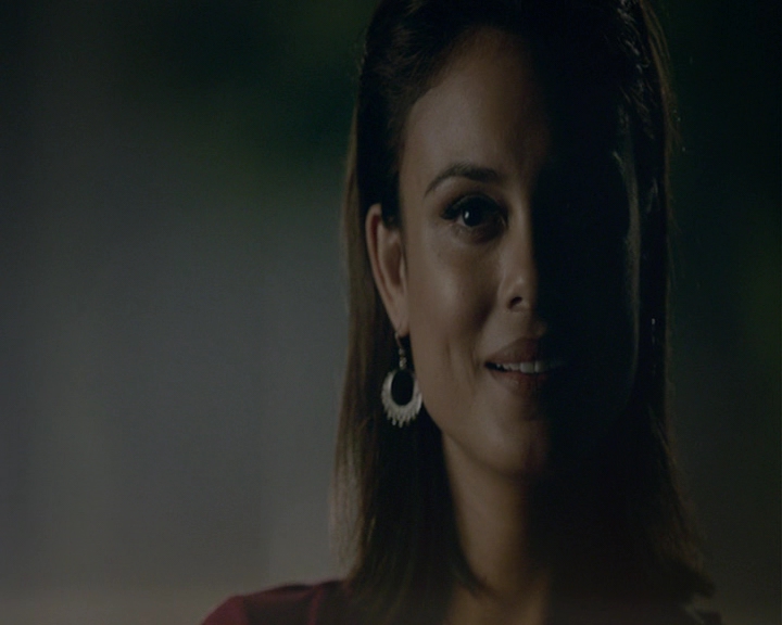 VampireDiaries-dot-nl_VampireDiaries-8x02TodayWillBeDifferent1651.jpg