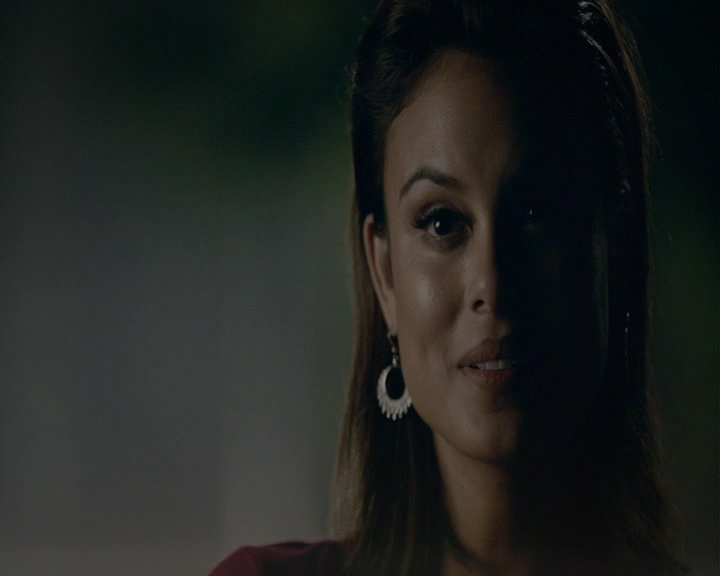 VampireDiaries-dot-nl_VampireDiaries-8x02TodayWillBeDifferent1653.jpg