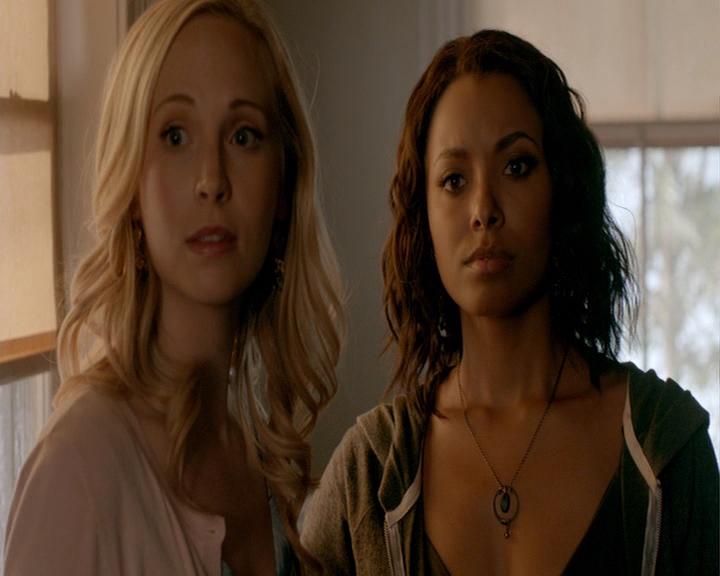 VampireDiaries-dot-nl_VampireDiaries-8x02TodayWillBeDifferent1894.jpg