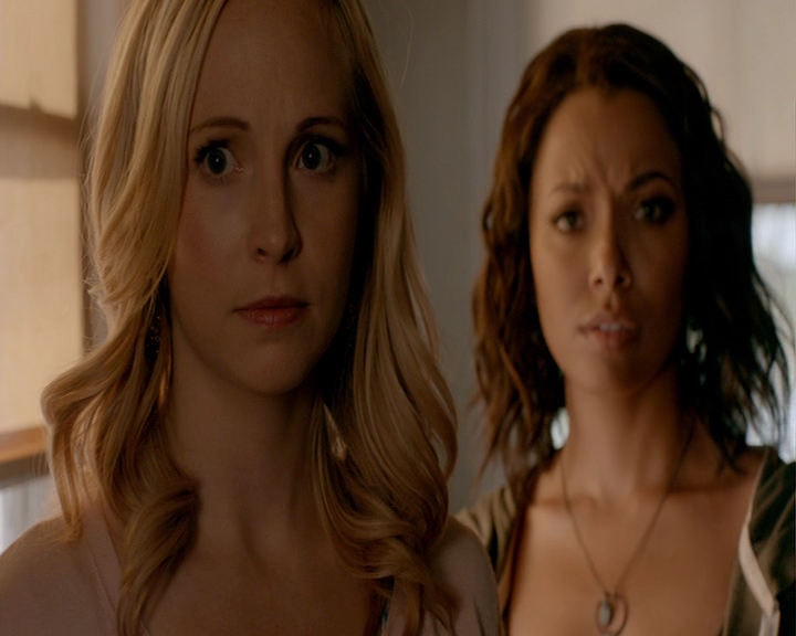 VampireDiaries-dot-nl_VampireDiaries-8x02TodayWillBeDifferent1900.jpg