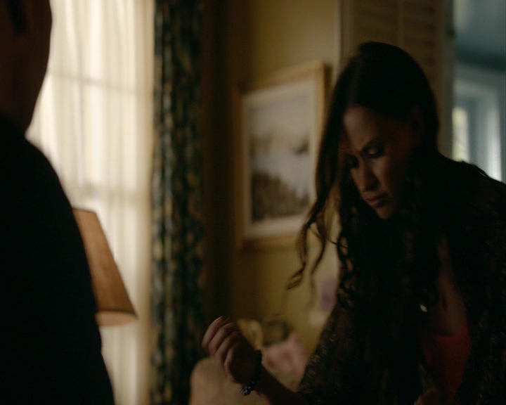 VampireDiaries-dot-nl_VampireDiaries-8x02TodayWillBeDifferent1924.jpg