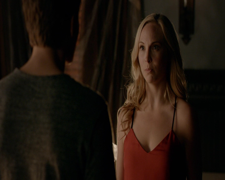 VampireDiaries-dot-nl_VampireDiaries-8x02TodayWillBeDifferent2184.jpg