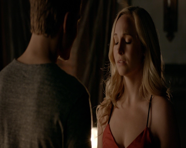 VampireDiaries-dot-nl_VampireDiaries-8x02TodayWillBeDifferent2202.jpg