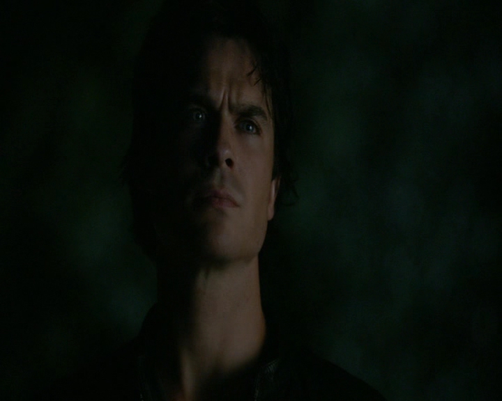 VampireDiaries-dot-nl_VampireDiaries-8x03YouDecidedThatIWasWorthSaving0088.jpg