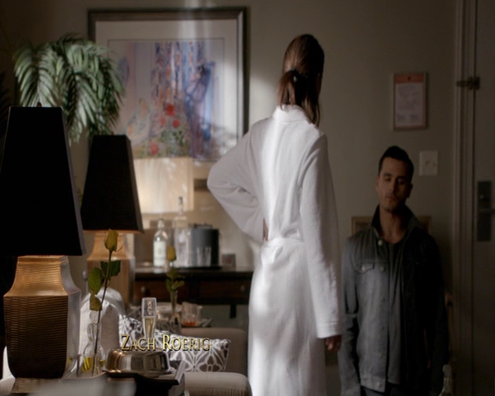 VampireDiaries-dot-nl_VampireDiaries-8x03YouDecidedThatIWasWorthSaving0115.jpg