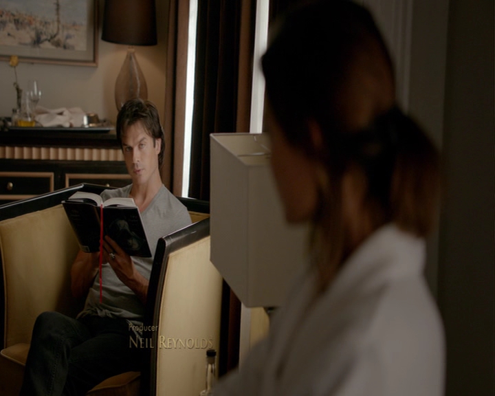 VampireDiaries-dot-nl_VampireDiaries-8x03YouDecidedThatIWasWorthSaving0152.jpg