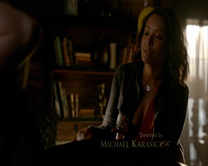 VampireDiaries-dot-nl_VampireDiaries-8x03YouDecidedThatIWasWorthSaving0207.jpg