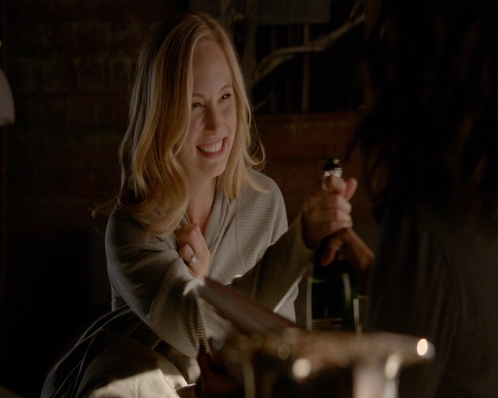 VampireDiaries-dot-nl_VampireDiaries-8x03YouDecidedThatIWasWorthSaving0274.jpg