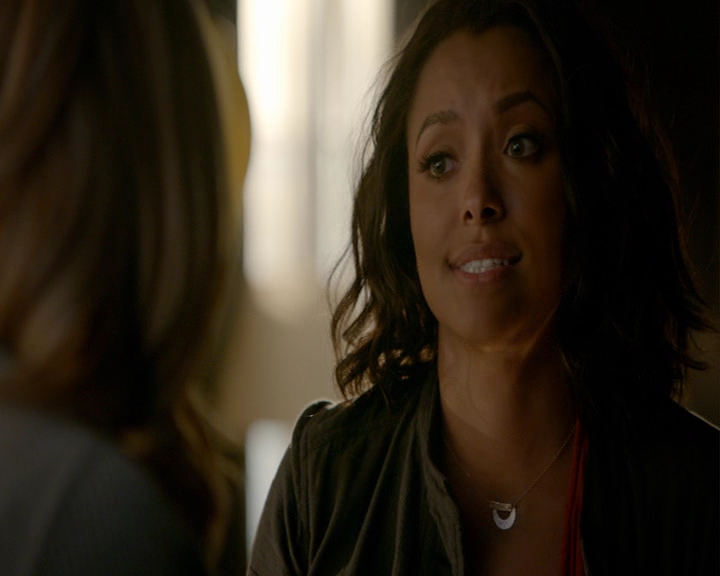 VampireDiaries-dot-nl_VampireDiaries-8x03YouDecidedThatIWasWorthSaving0279.jpg