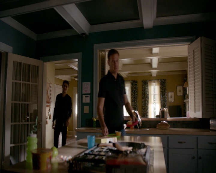 VampireDiaries-dot-nl_VampireDiaries-8x03YouDecidedThatIWasWorthSaving0291.jpg