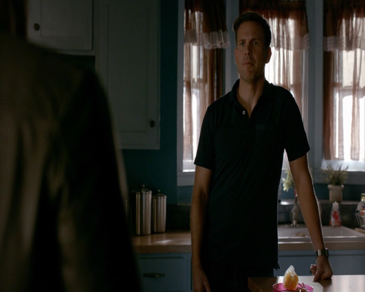 VampireDiaries-dot-nl_VampireDiaries-8x03YouDecidedThatIWasWorthSaving0294.jpg