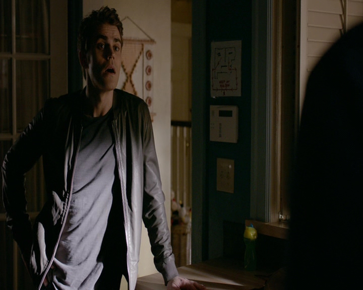 VampireDiaries-dot-nl_VampireDiaries-8x03YouDecidedThatIWasWorthSaving0311.jpg