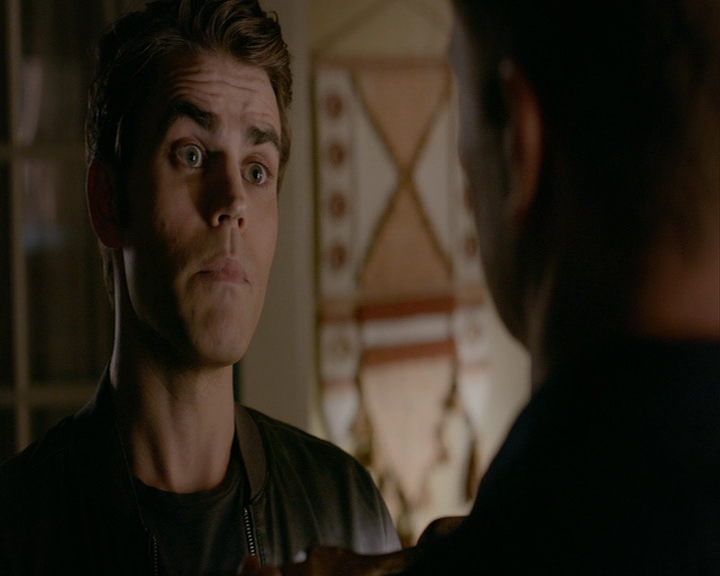 VampireDiaries-dot-nl_VampireDiaries-8x03YouDecidedThatIWasWorthSaving0332.jpg