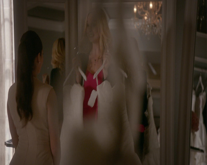 VampireDiaries-dot-nl_VampireDiaries-8x03YouDecidedThatIWasWorthSaving0350.jpg