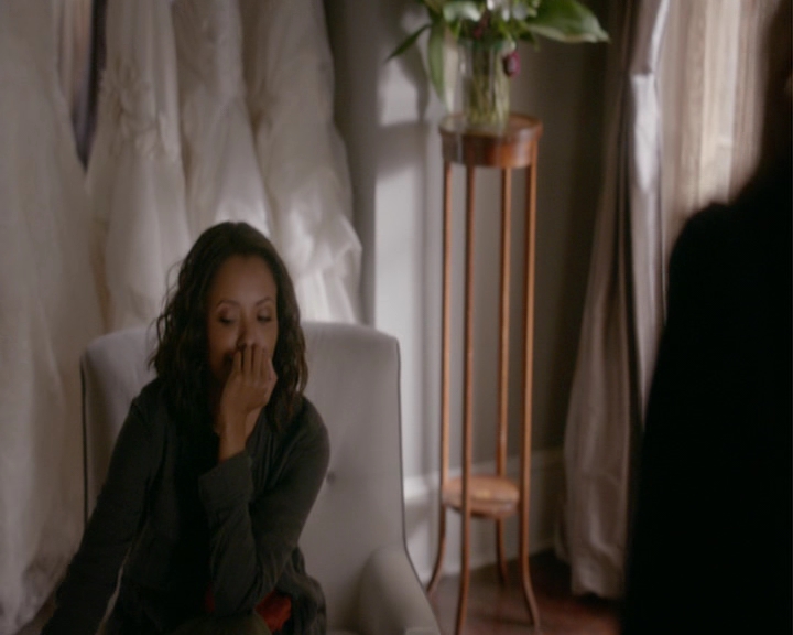 VampireDiaries-dot-nl_VampireDiaries-8x03YouDecidedThatIWasWorthSaving0358.jpg