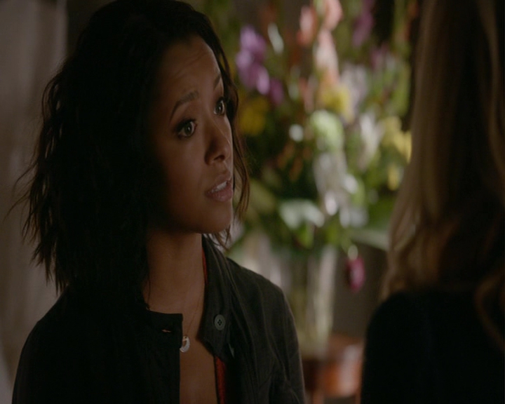 VampireDiaries-dot-nl_VampireDiaries-8x03YouDecidedThatIWasWorthSaving0370.jpg