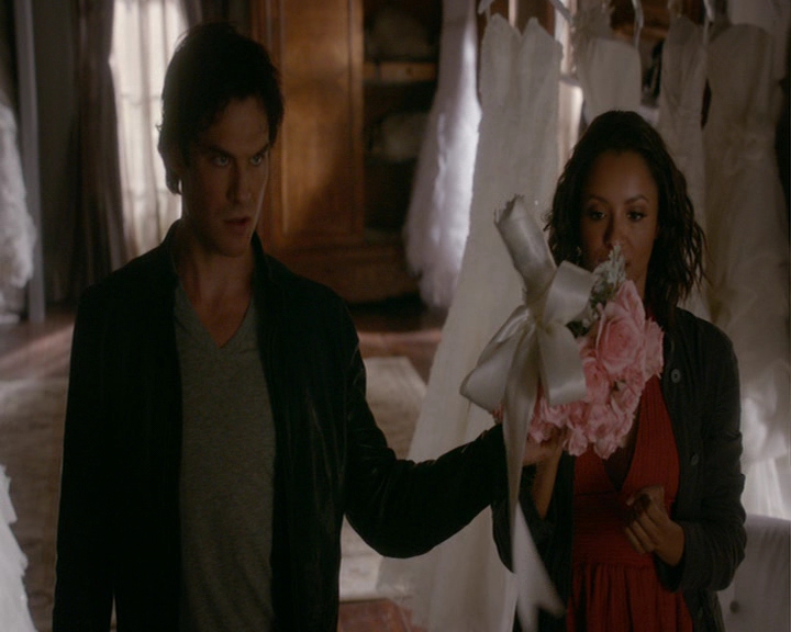 VampireDiaries-dot-nl_VampireDiaries-8x03YouDecidedThatIWasWorthSaving0389.jpg