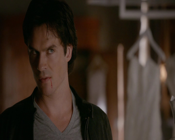 VampireDiaries-dot-nl_VampireDiaries-8x03YouDecidedThatIWasWorthSaving0394.jpg