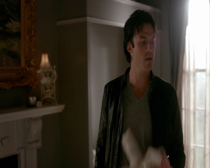 VampireDiaries-dot-nl_VampireDiaries-8x03YouDecidedThatIWasWorthSaving0410.jpg