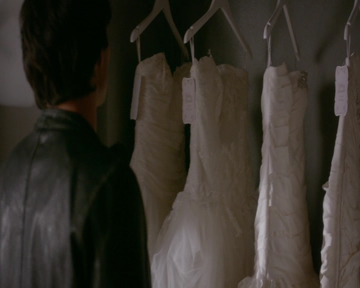 VampireDiaries-dot-nl_VampireDiaries-8x03YouDecidedThatIWasWorthSaving0424.jpg