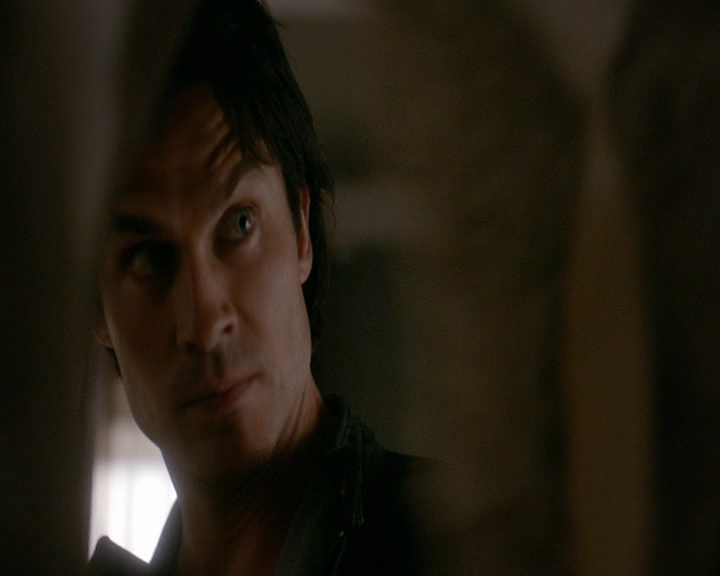 VampireDiaries-dot-nl_VampireDiaries-8x03YouDecidedThatIWasWorthSaving0428.jpg