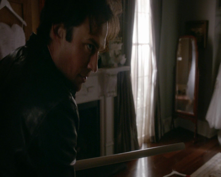 VampireDiaries-dot-nl_VampireDiaries-8x03YouDecidedThatIWasWorthSaving0442.jpg