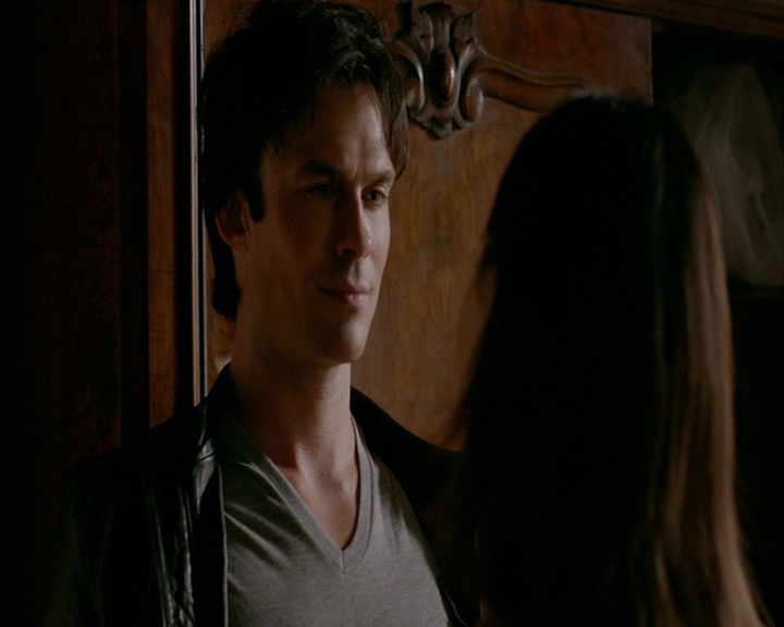 VampireDiaries-dot-nl_VampireDiaries-8x03YouDecidedThatIWasWorthSaving0544.jpg