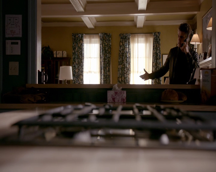 VampireDiaries-dot-nl_VampireDiaries-8x03YouDecidedThatIWasWorthSaving0557.jpg