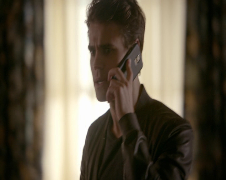 VampireDiaries-dot-nl_VampireDiaries-8x03YouDecidedThatIWasWorthSaving0574.jpg