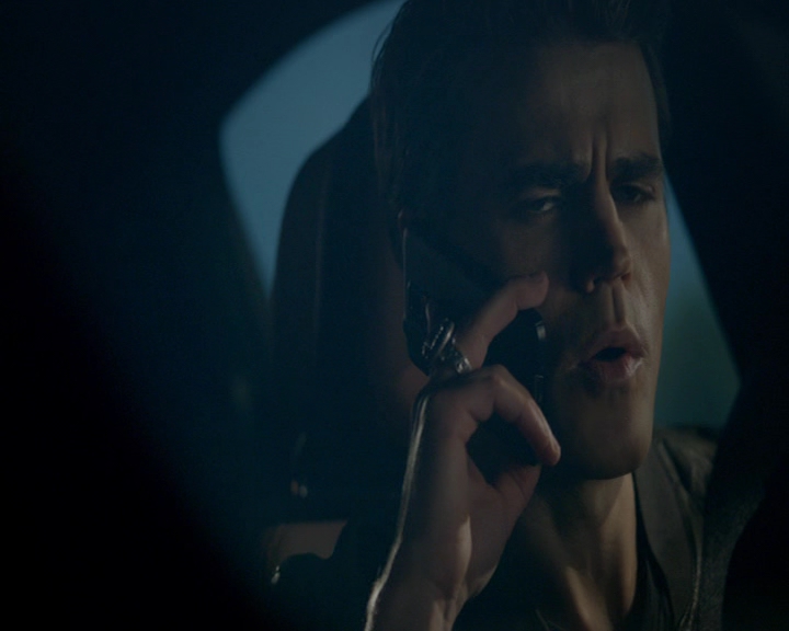 VampireDiaries-dot-nl_VampireDiaries-8x03YouDecidedThatIWasWorthSaving0625.jpg