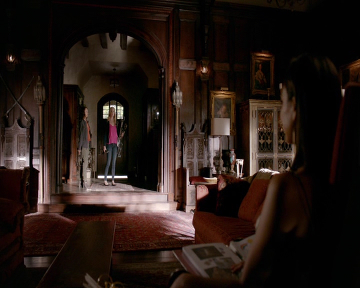 VampireDiaries-dot-nl_VampireDiaries-8x03YouDecidedThatIWasWorthSaving0642.jpg