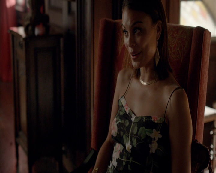 VampireDiaries-dot-nl_VampireDiaries-8x03YouDecidedThatIWasWorthSaving0662.jpg