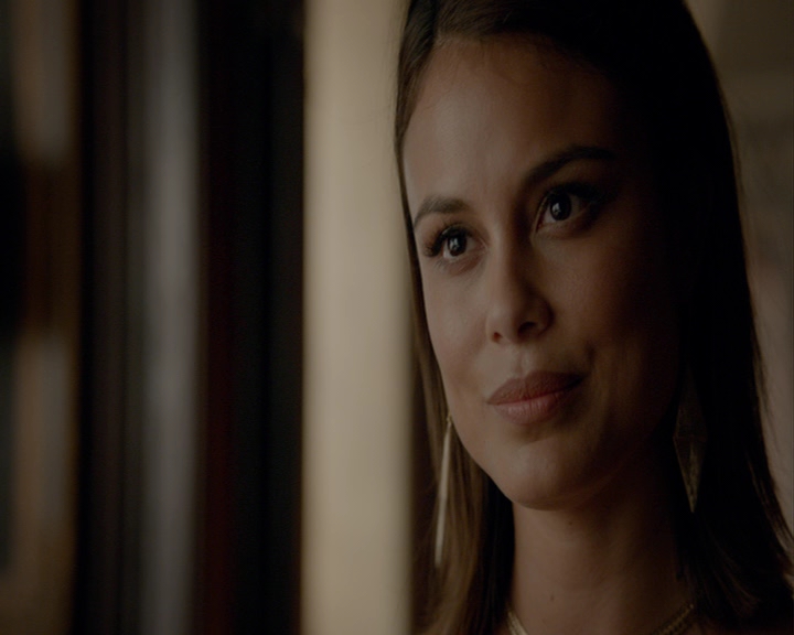 VampireDiaries-dot-nl_VampireDiaries-8x03YouDecidedThatIWasWorthSaving0750.jpg