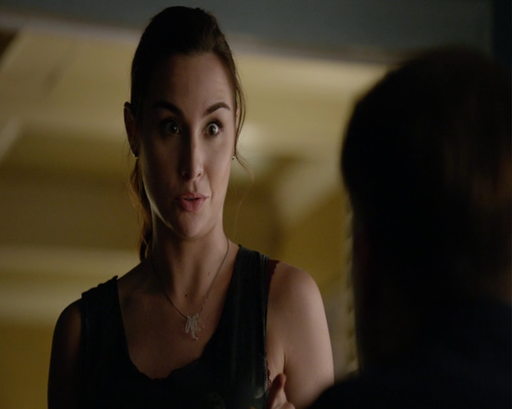 VampireDiaries-dot-nl_VampireDiaries-8x03YouDecidedThatIWasWorthSaving0792.jpg