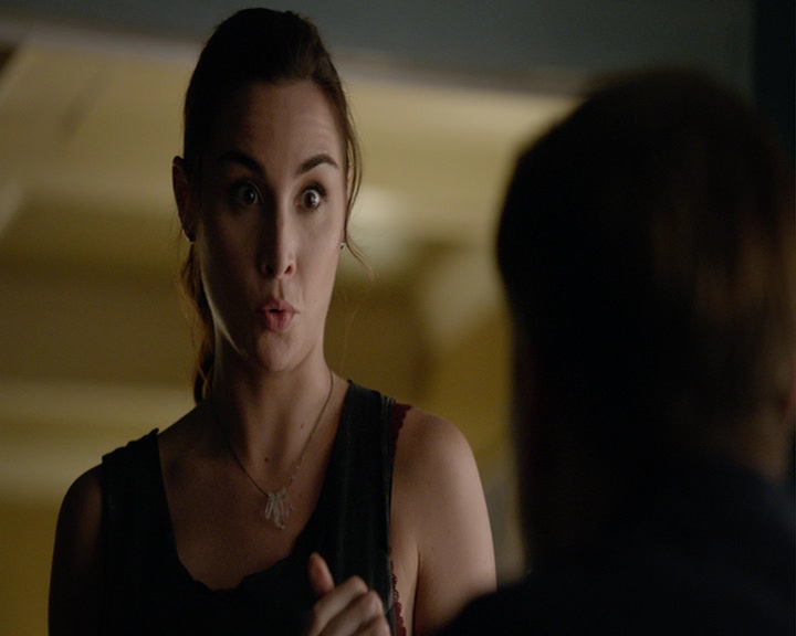 VampireDiaries-dot-nl_VampireDiaries-8x03YouDecidedThatIWasWorthSaving0793.jpg