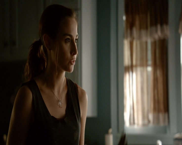 VampireDiaries-dot-nl_VampireDiaries-8x03YouDecidedThatIWasWorthSaving0796.jpg