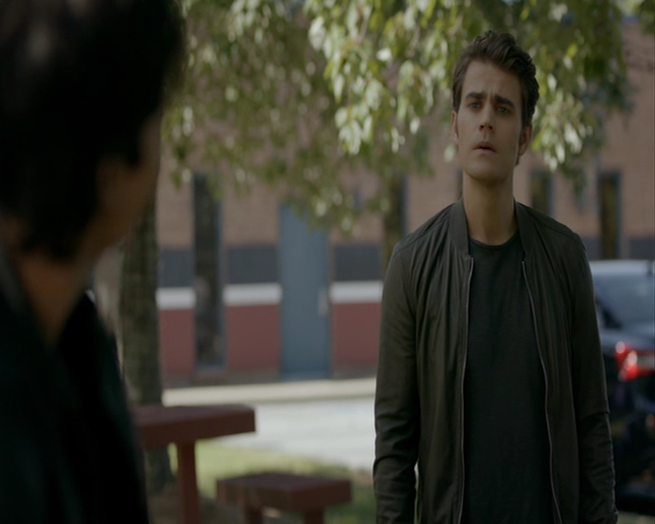 VampireDiaries-dot-nl_VampireDiaries-8x03YouDecidedThatIWasWorthSaving0840.jpg