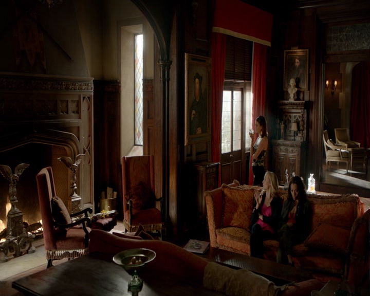 VampireDiaries-dot-nl_VampireDiaries-8x03YouDecidedThatIWasWorthSaving0898.jpg