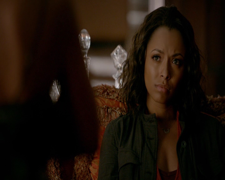 VampireDiaries-dot-nl_VampireDiaries-8x03YouDecidedThatIWasWorthSaving0962.jpg