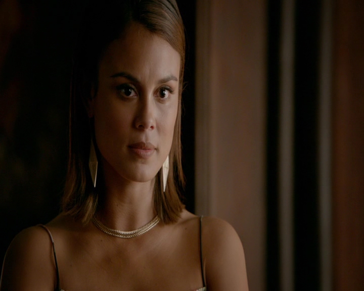 VampireDiaries-dot-nl_VampireDiaries-8x03YouDecidedThatIWasWorthSaving0964.jpg